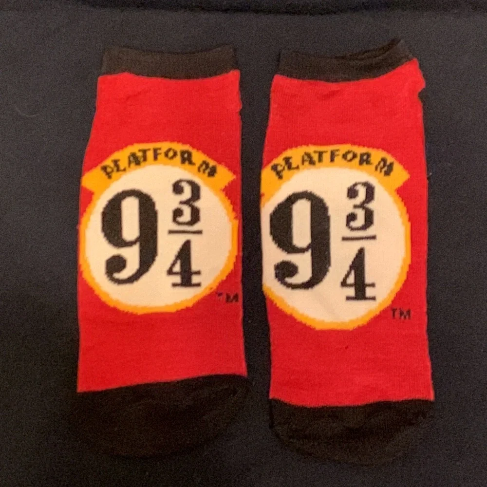 Harry Potter socks lot of 3 NWOT - Picture 4 of 5